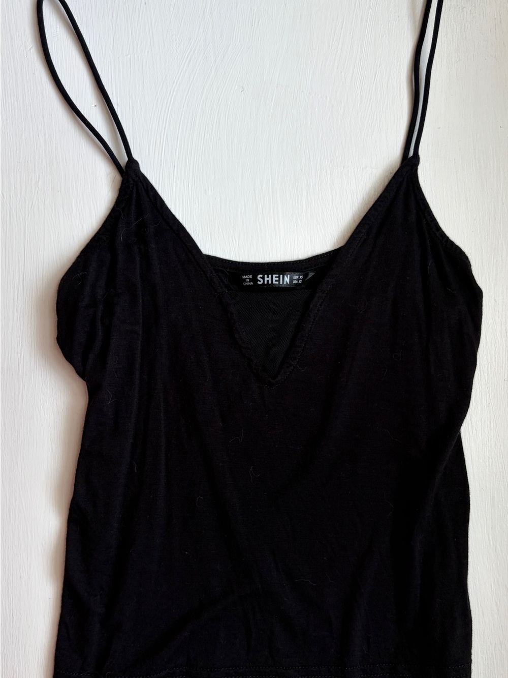SHEIN Black V-Neck Spaghetti Strap Camisole